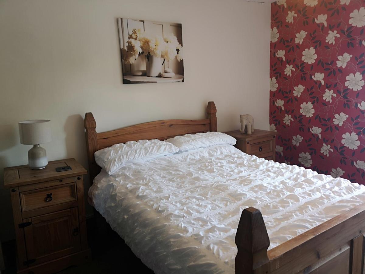 Red Lion Hotel Ystrad Meurig Kültér fotó