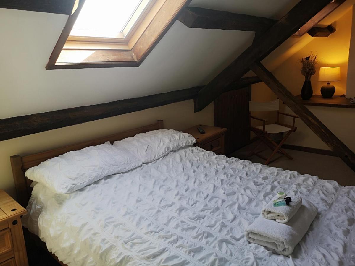 Red Lion Hotel Ystrad Meurig Kültér fotó