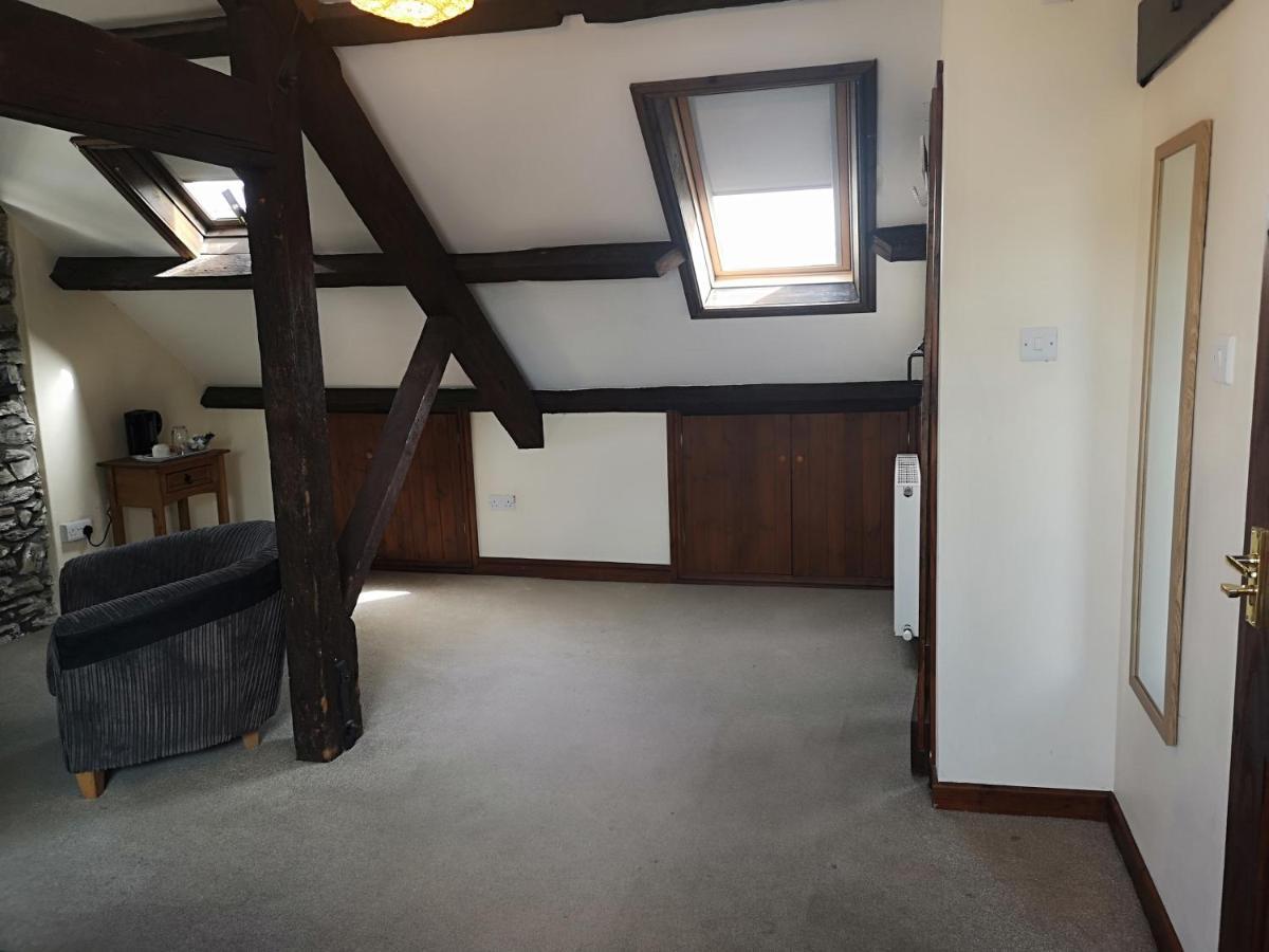 Red Lion Hotel Ystrad Meurig Kültér fotó
